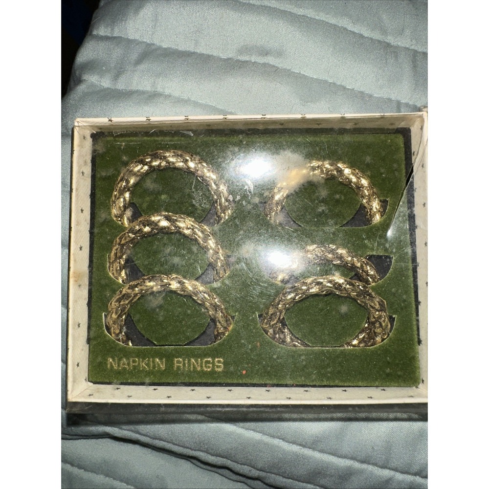 Set of‎ 6 Textured Round Brass Napkin Rings Gold tone Original Box Tableware